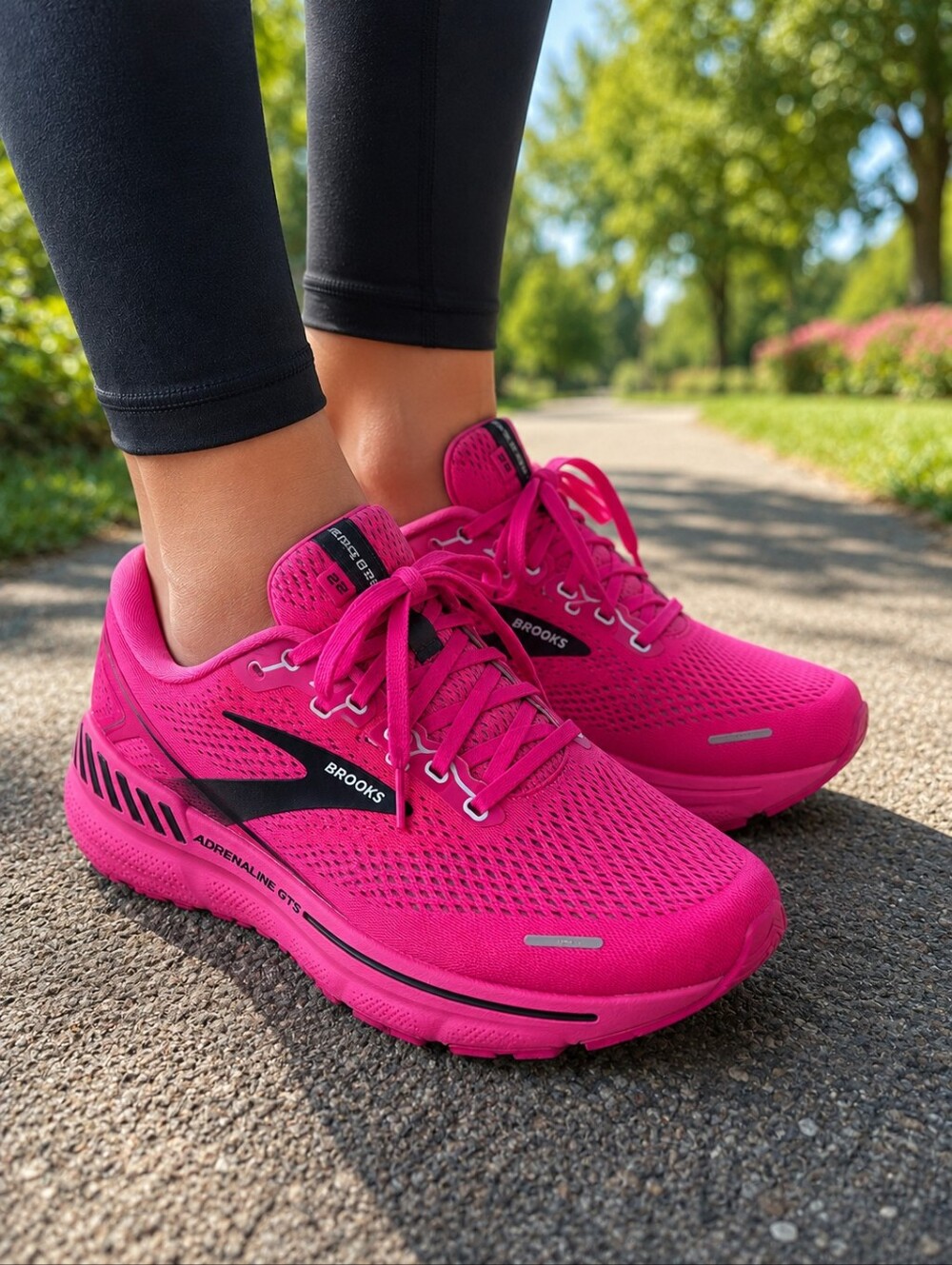 Brooks Adrenaline GTS 22 Running Shoes